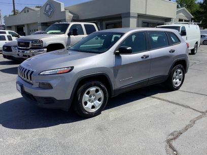Used 2017 Jeep Cherokee Sport w/ Trailer Tow Group