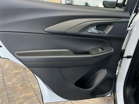 New 2026 Chevrolet TrailBlazer LT w/ LT Cold Weather Package image 18