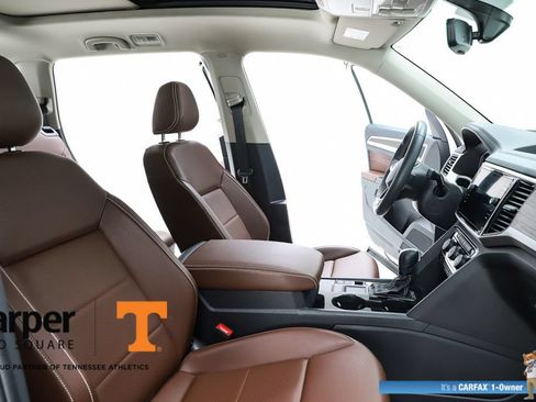 Used 2023 Volkswagen Atlas SE w/ Panoramic Sunroof Package FWD image 74