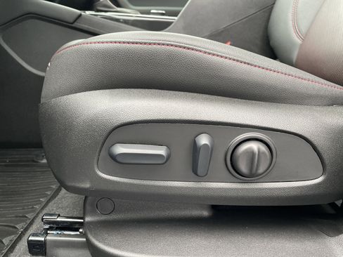 Certified 2024 Chevrolet Blazer RS w/ Driver Confidence II Package image 30