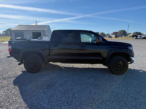 Used 2017 Toyota Tundra SR5 image 4