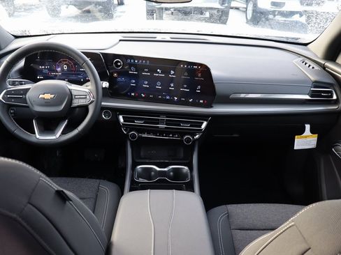 New 2026 Chevrolet Traverse LT w/ Sun and Wheel Package image 21