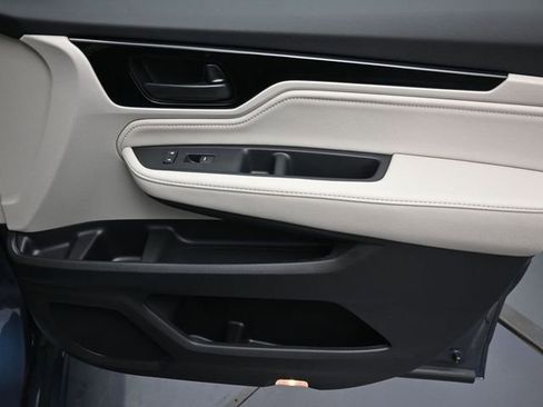 New 2026 Honda Odyssey Touring image 24