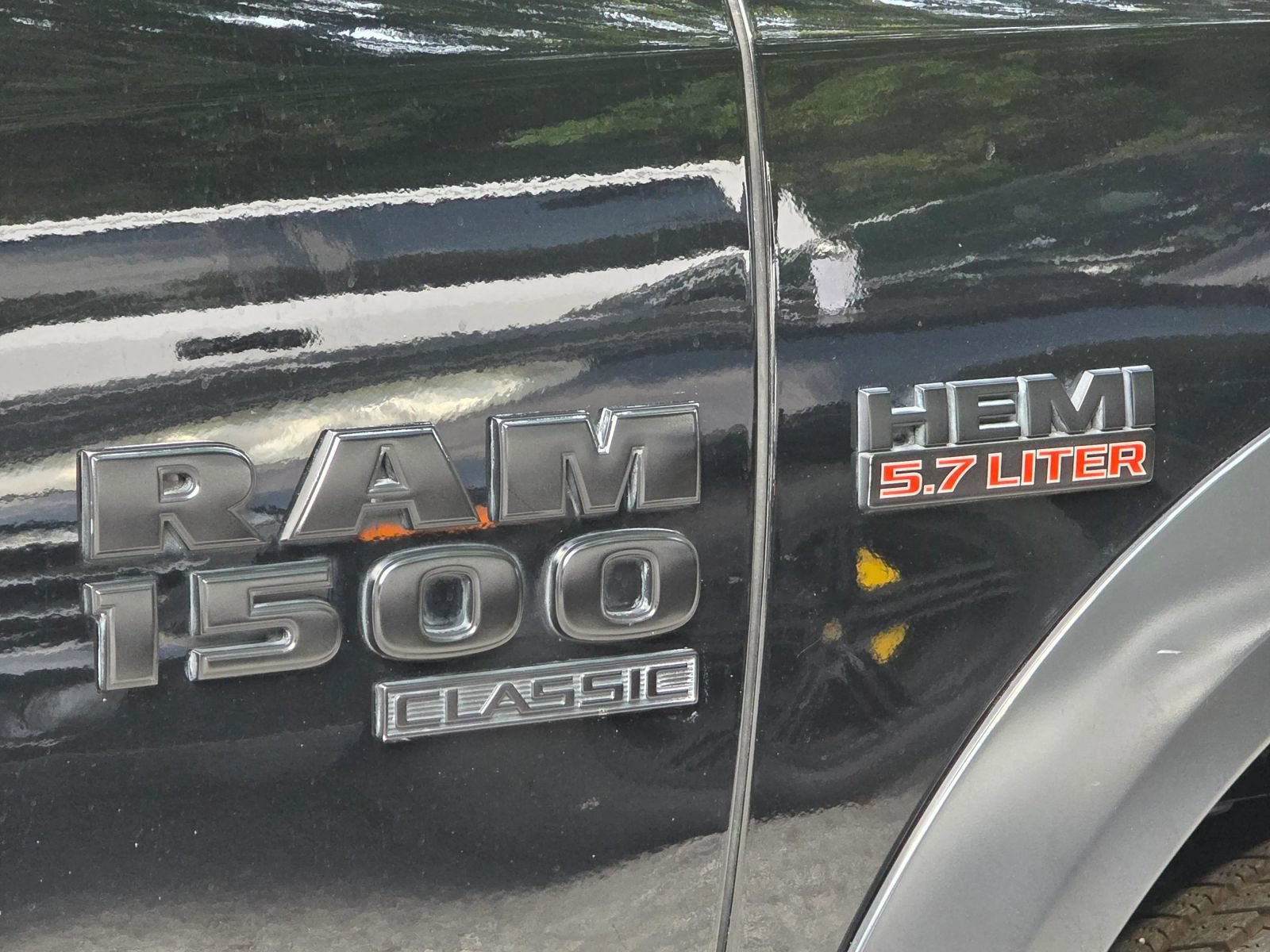 Used 2019 RAM 1500 Warlock AWD/4WD image 32