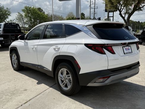 Used 2025 Hyundai Tucson SE image 7