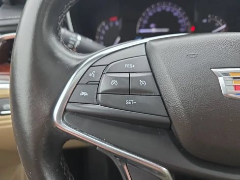 Used 2019 Cadillac XT5 Luxury FWD image 20