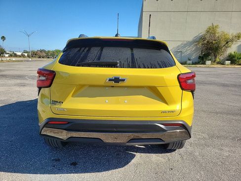 Used 2024 Chevrolet Trax ACTIV w/ Driver Confidence Package image 6