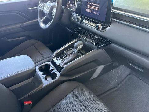 New 2026 GMC Canyon Elevation image 15