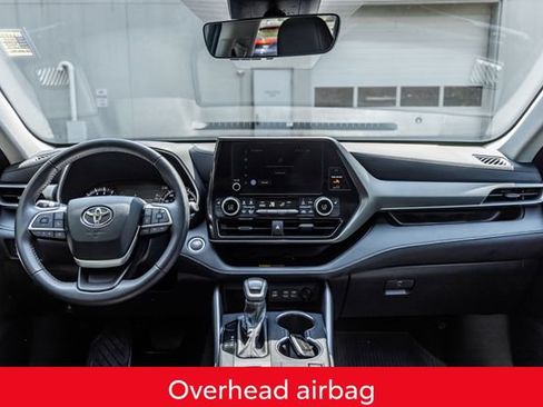 Certified 2025 Toyota Highlander XLE AWD/4WD image 30