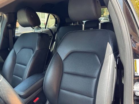 Used 2019 Mercedes-Benz GLA 250 4MATIC image 25