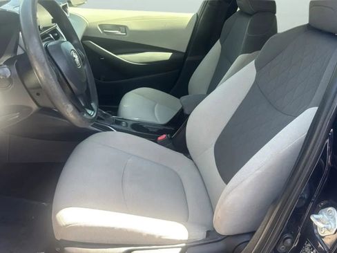 Used 2021 Toyota Corolla LE w/ Carpet Mat Package (TMS) FWD image 25