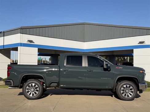 New 2026 Chevrolet Silverado 2500 LT w/ All Star Edition image 3