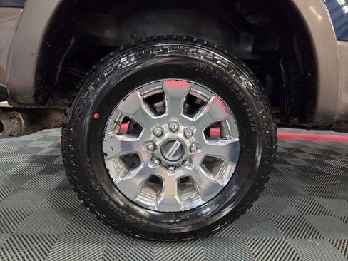 Used 2017 Ford F250 Lariat w/ Chrome Package image 89