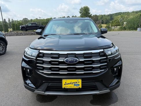 New 2026 Ford Explorer Active w/ Active Comfort Package AWD/4WD image 9