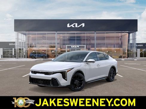 New 2025 Kia K4 GT-Line Turbo image 1
