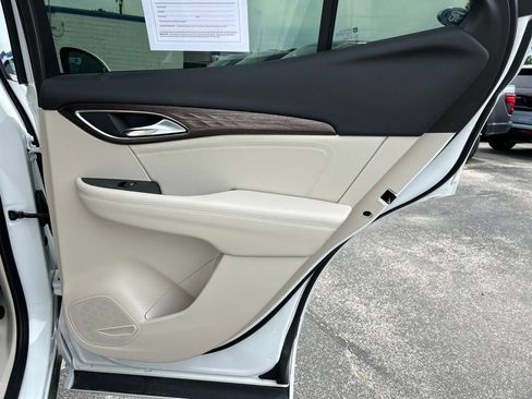 Used 2023 Buick Envision Avenir AWD/4WD image 45