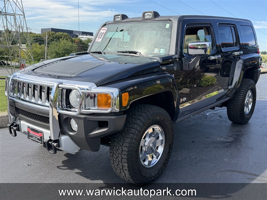 Used 2009 HUMMER H3 Alpha AWD/4WD image 4