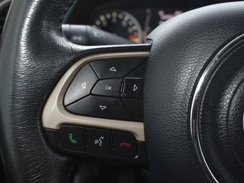 Used 2016 Jeep Renegade 75th Anniversary image 20