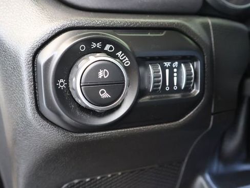 Used 2021 Jeep Gladiator Mojave AWD/4WD image 21
