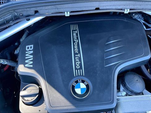 Used 2017 BMW X3 xDrive28i image 31