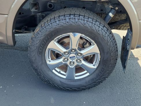 Used 2019 Ford F150 Lariat image 5