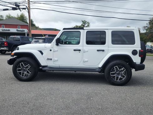 New 2025 Jeep Wrangler Sahara image 8