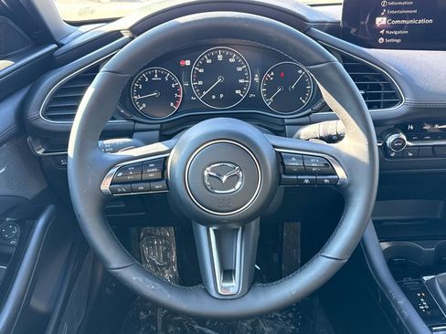 New 2026 MAZDA MAZDA3 Hatchback w/Premium Plus Pkg image 16