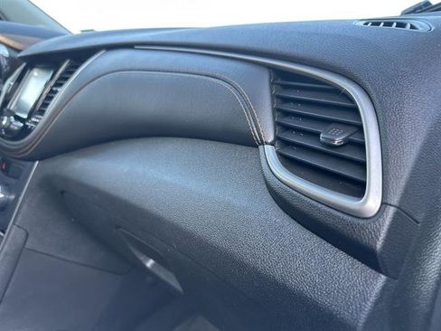 Used 2017 Chevrolet Trax LT w/ Sun & Sound Package image 31