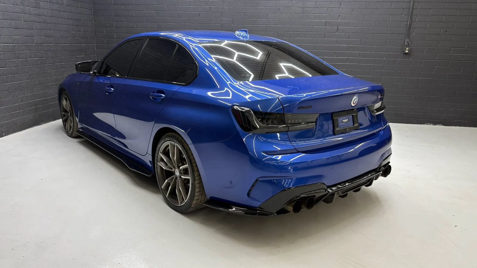 Used 2022 BMW M340i xDrive AWD/4WD image 4
