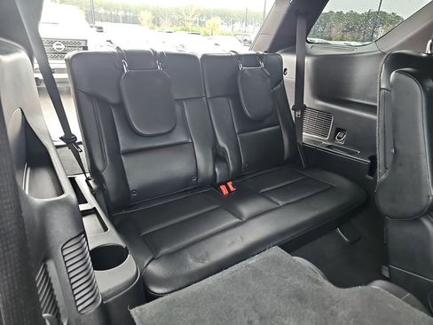 Used 2020 Ford Explorer Limited image 13