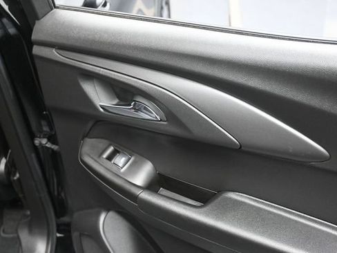 Used 2023 Chevrolet TrailBlazer LT FWD image 31