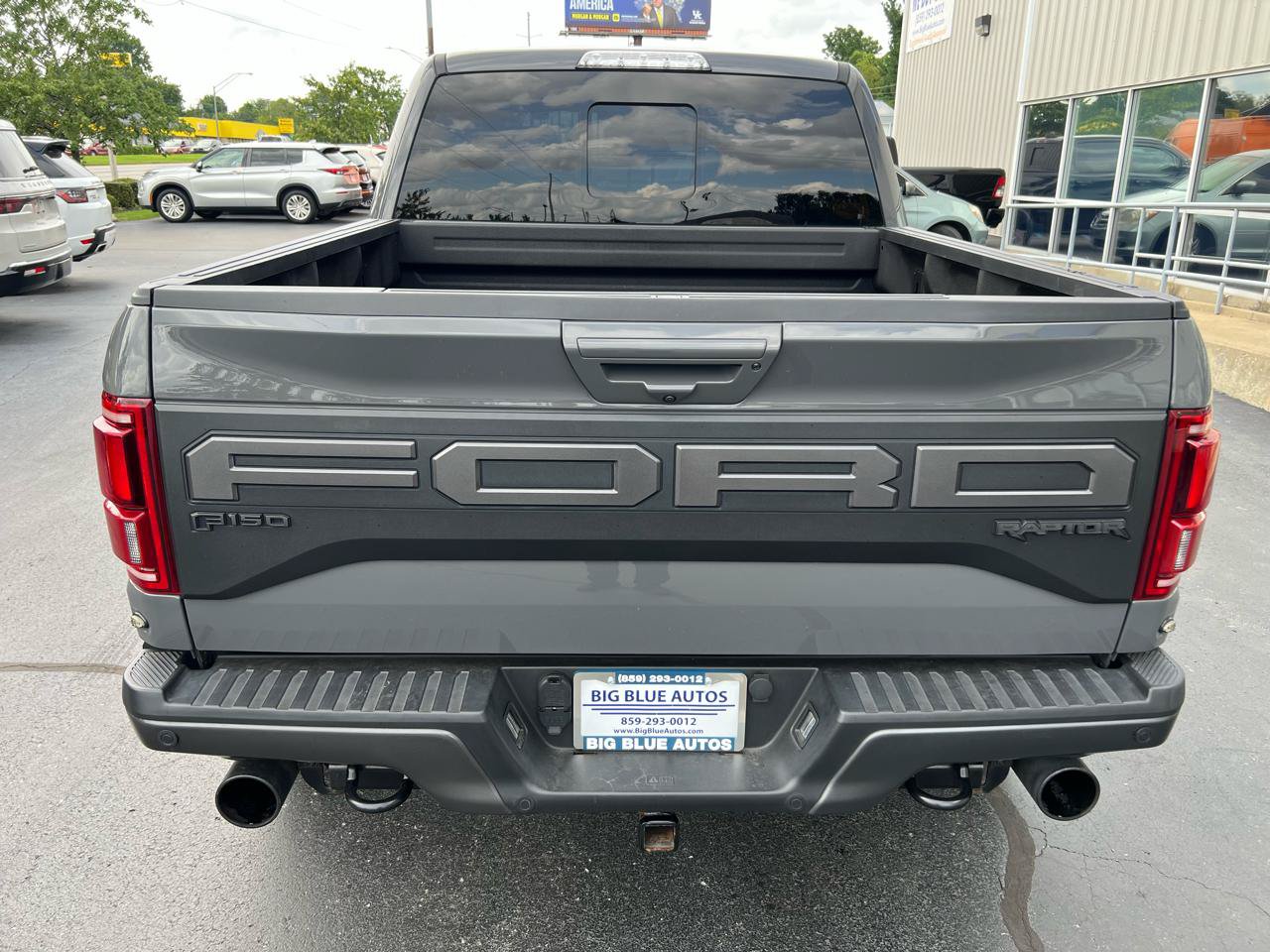 Used 2020 Ford F150 Raptor w/ Equipment Group 802A Luxury AWD/4WD image 4