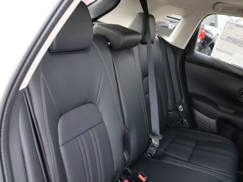 New 2026 Honda HR-V EX-L image 8