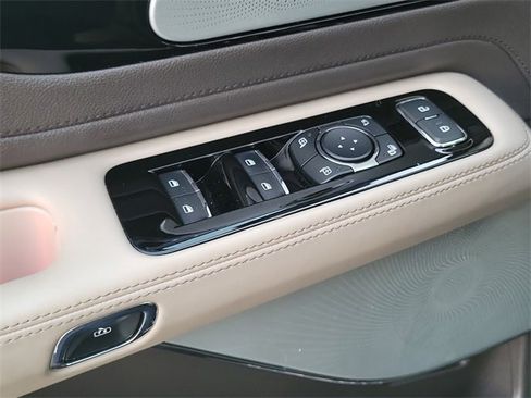 Used 2022 Lincoln Aviator Reserve w/ Equipment Group 201A image 15