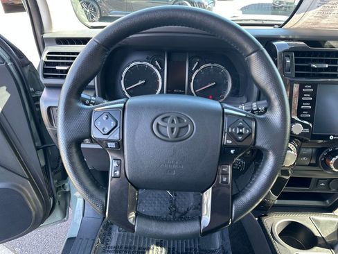 Certified 2023 Toyota 4Runner TRD Off-Road Premium w/ Moonroof Package AWD/4WD image 18