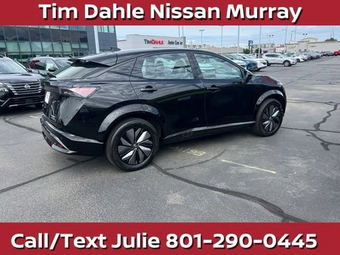 Used 2023 Nissan Ariya AWD image 12