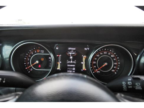 Used 2020 Jeep Wrangler Unlimited Sahara AWD/4WD image 18