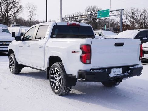 Used 2024 Chevrolet Colorado Z71 w/ Z71 Convenience Package 2 image 4