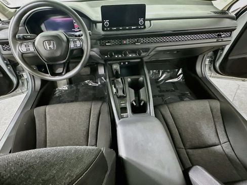 Used 2024 Honda Accord EX image 16
