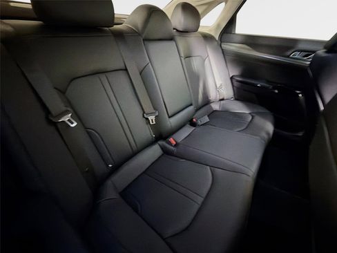 Used 2025 Kia K5 EX FWD image 37