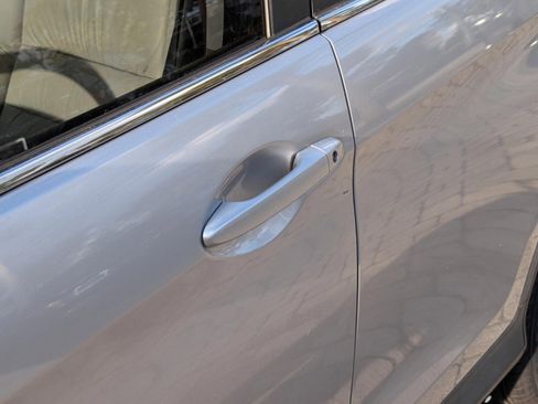 Used 2012 Honda CR-V EX-L image 17