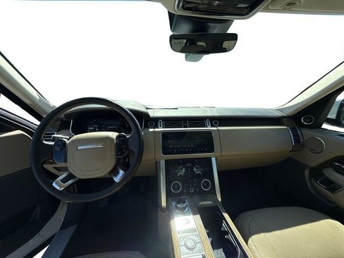 Used 2019 Land Rover Range Rover HSE image 19
