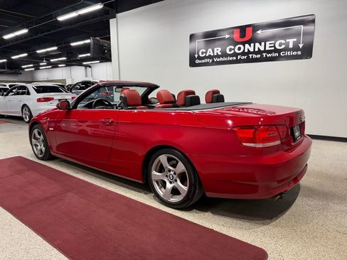 Used 2007 BMW 328i Convertible image 16