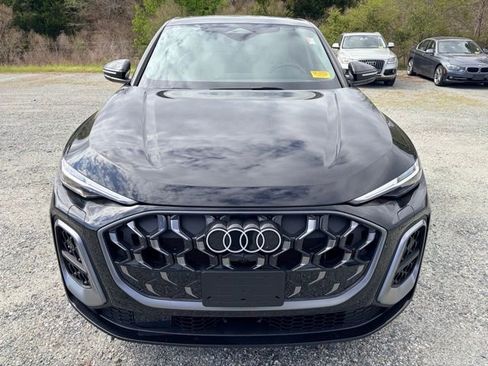 Used 2025 Audi Q5 Premium Plus image 2