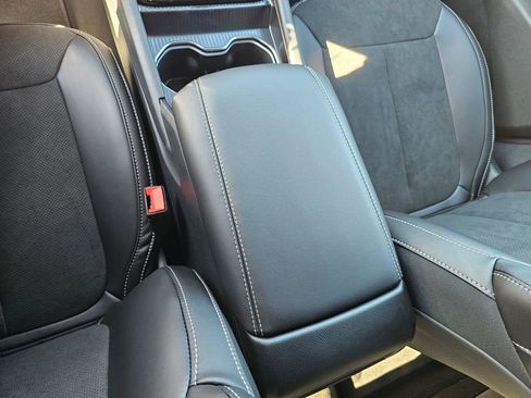 New 2025 Jeep Grand Cherokee Altitude image 23