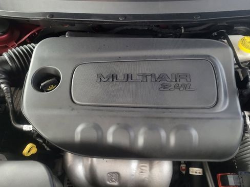 Used 2020 Jeep Cherokee Latitude Plus FWD image 30