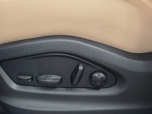 New 2026 Porsche Cayenne image 27