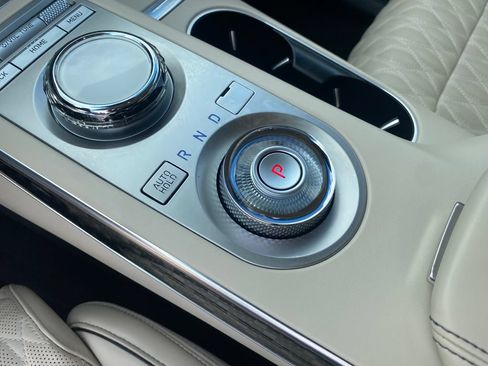 Certified 2023 Genesis GV70 3.5T Sport w/ Sport Prestige Package AWD/4WD image 35