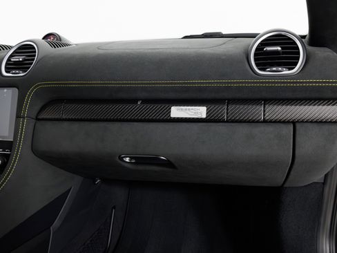 Used 2025 Porsche 718 Cayman GT4 RS image 40