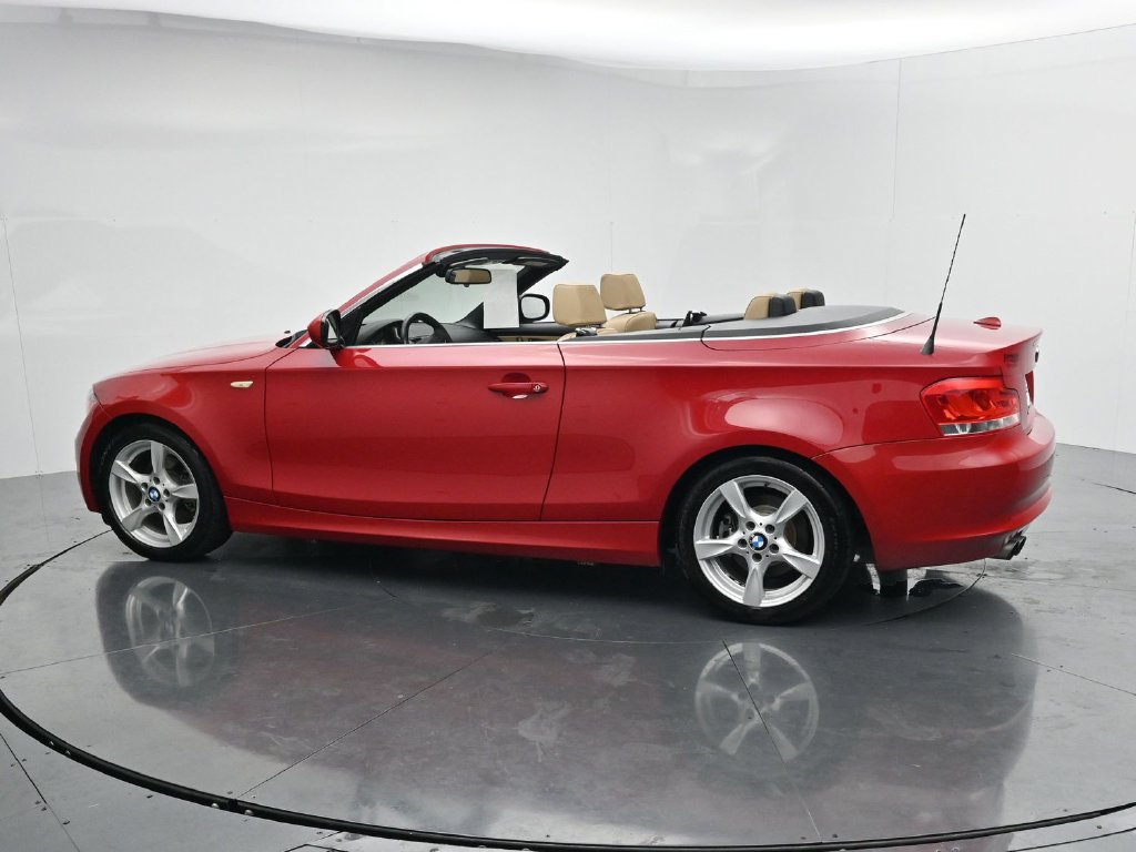 Used 2012 BMW 128i Convertible RWD image 5